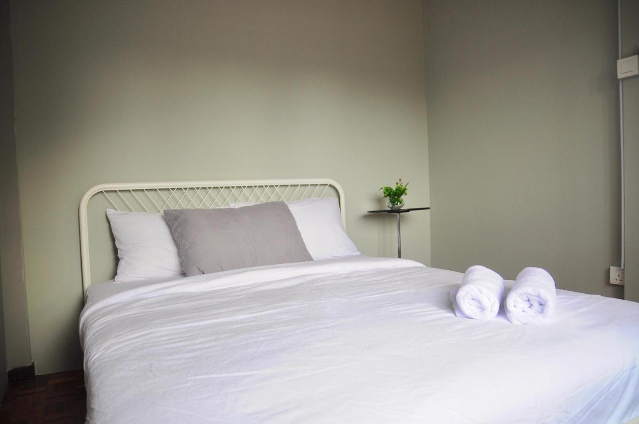 Grayhaus Spacious Bungalow & Garden Villa - Ss3 Petaling Jaya, Near Sunway - Stay Only No Events Kültér fotó