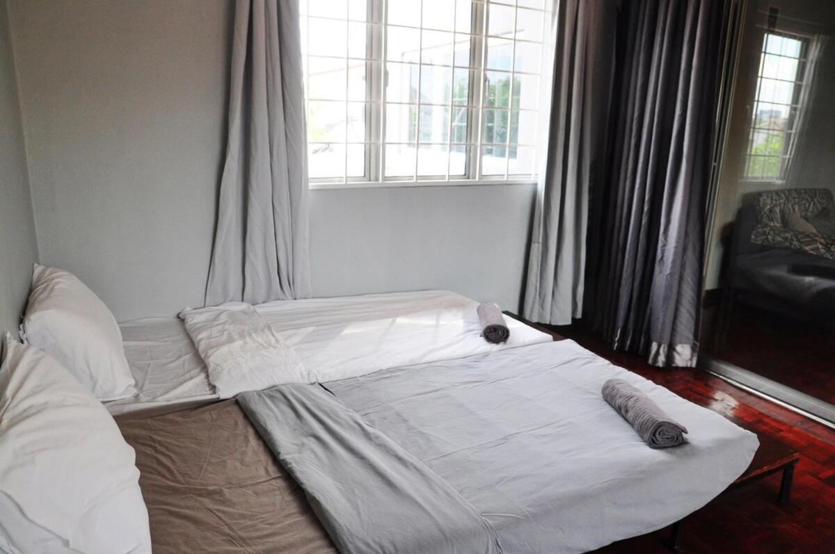 Grayhaus Spacious Bungalow & Garden Villa - Ss3 Petaling Jaya, Near Sunway - Stay Only No Events Kültér fotó